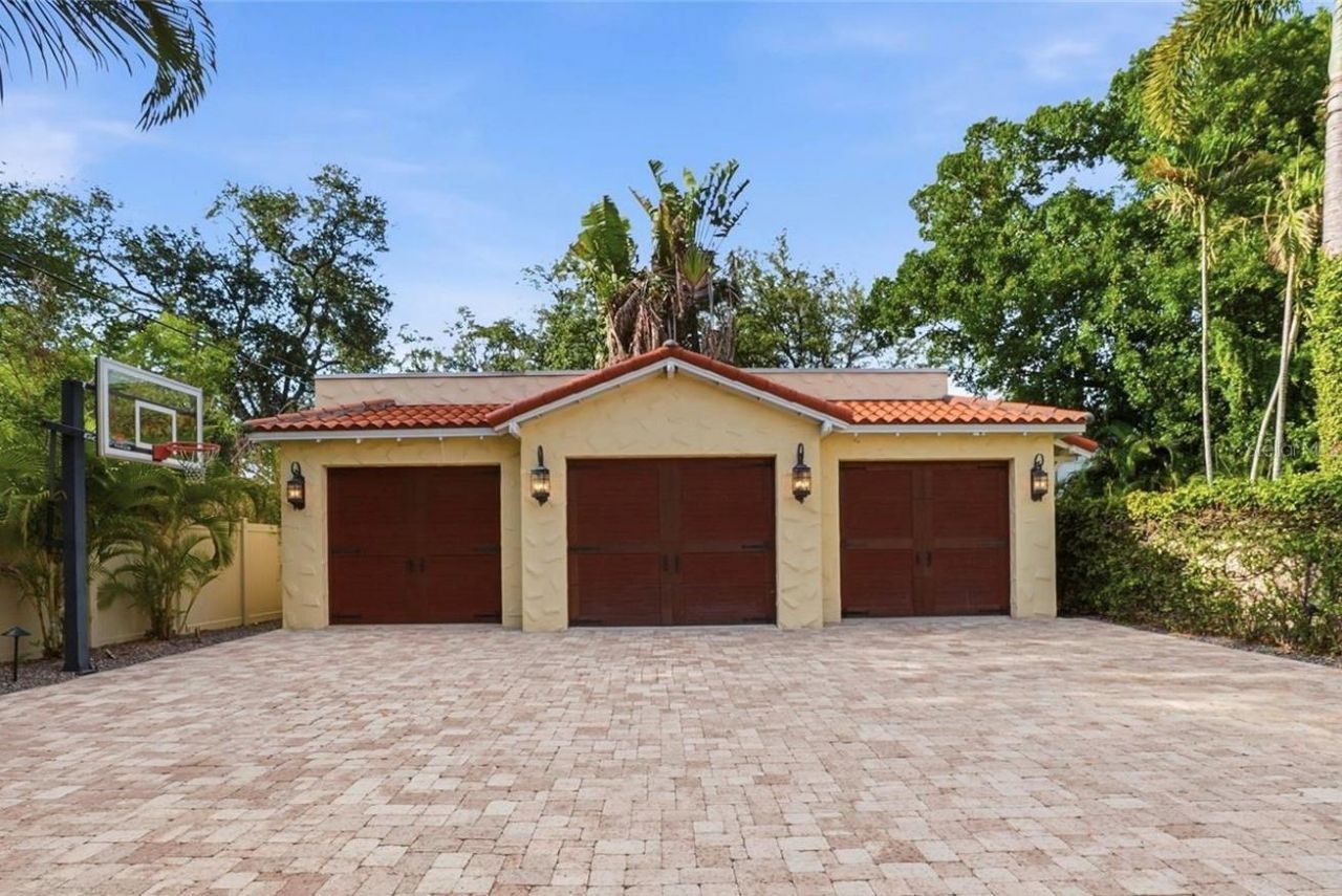 190 Bosphorous Avenue, Tampa, FL 33606 Photo