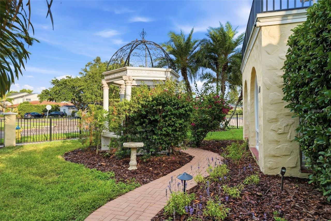 190 Bosphorous Avenue, Tampa, FL 33606 Photo