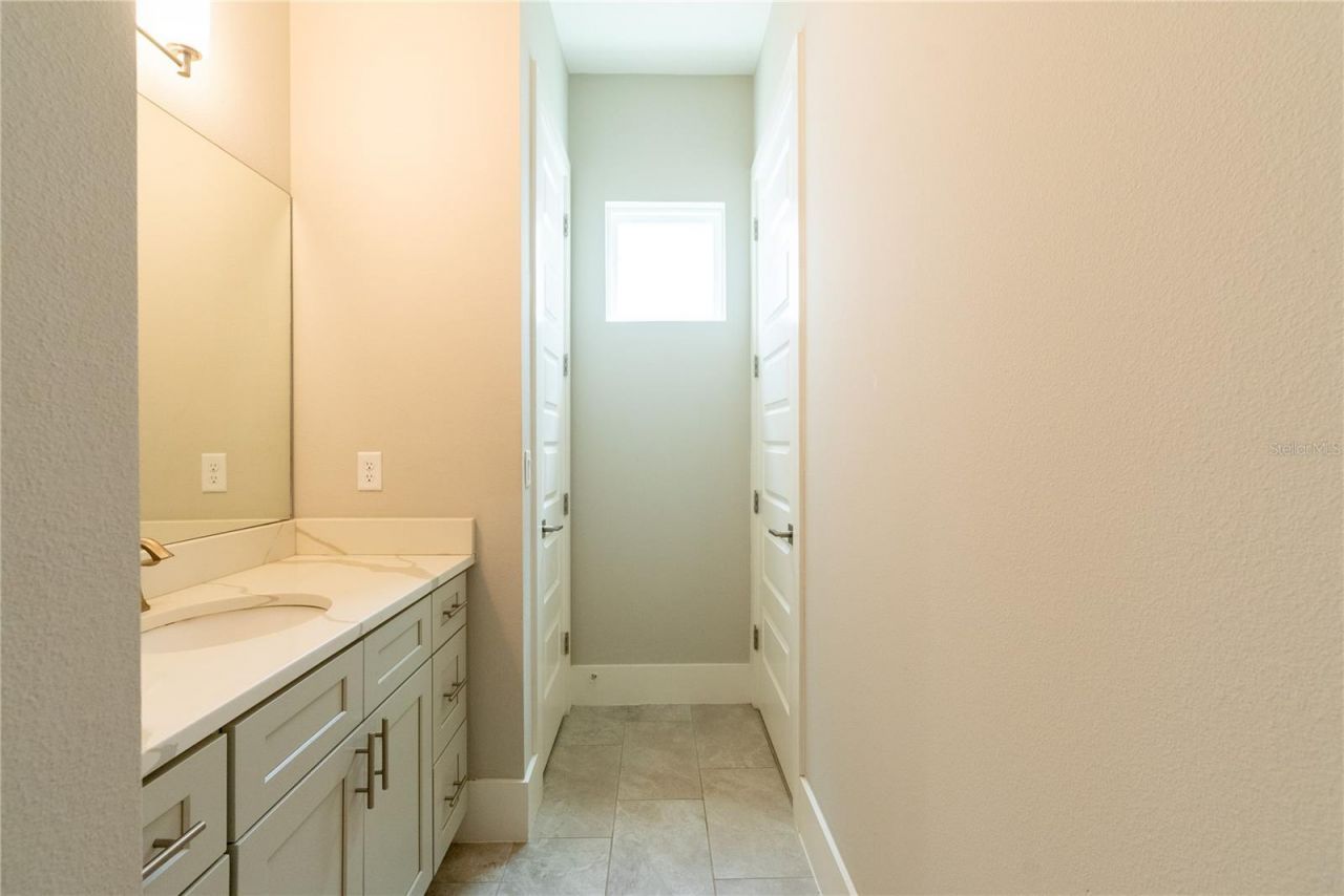 200 E Grant Street, Orlando, FL 32806 Photo