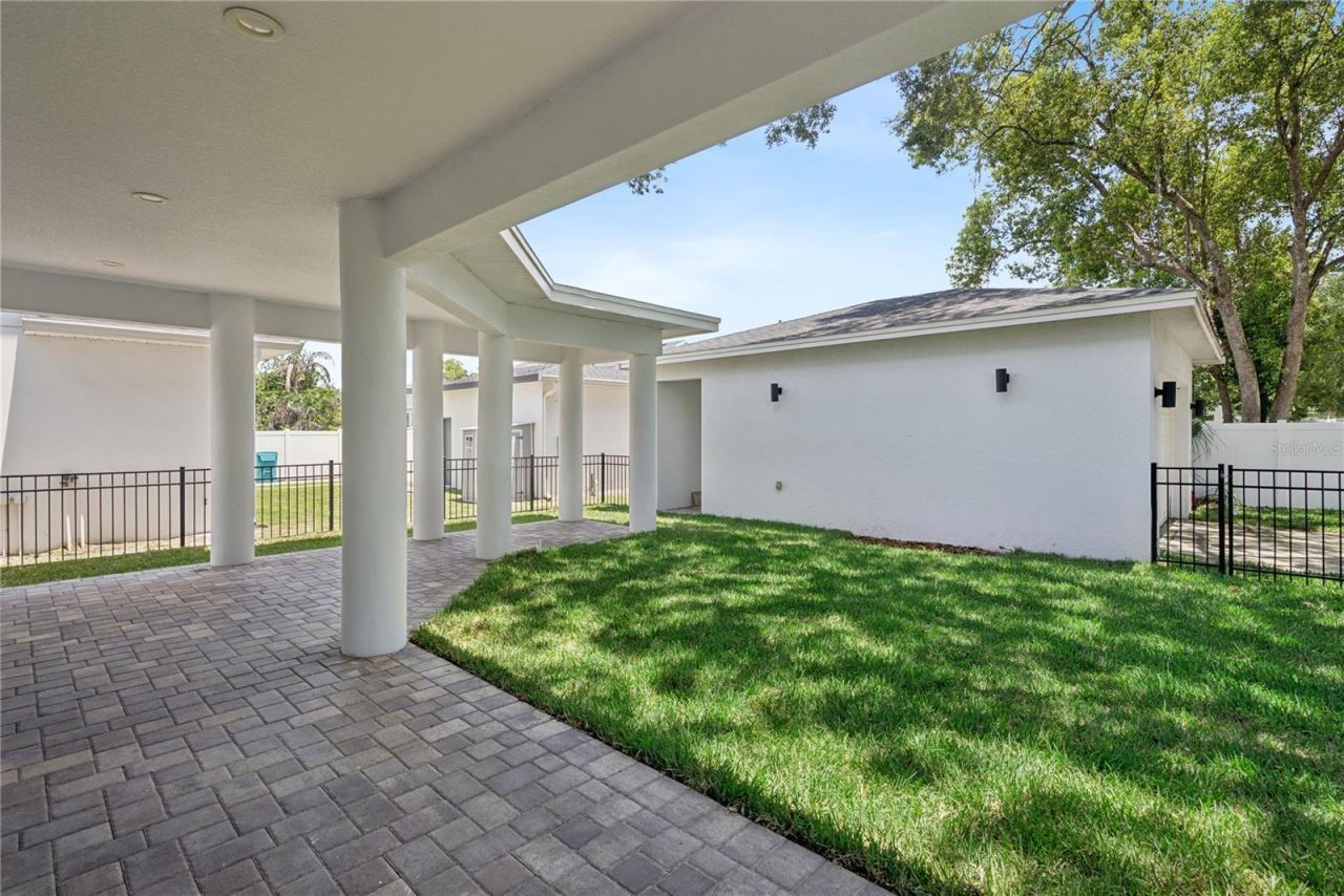200 E Grant Street, Orlando, FL 32806 Photo