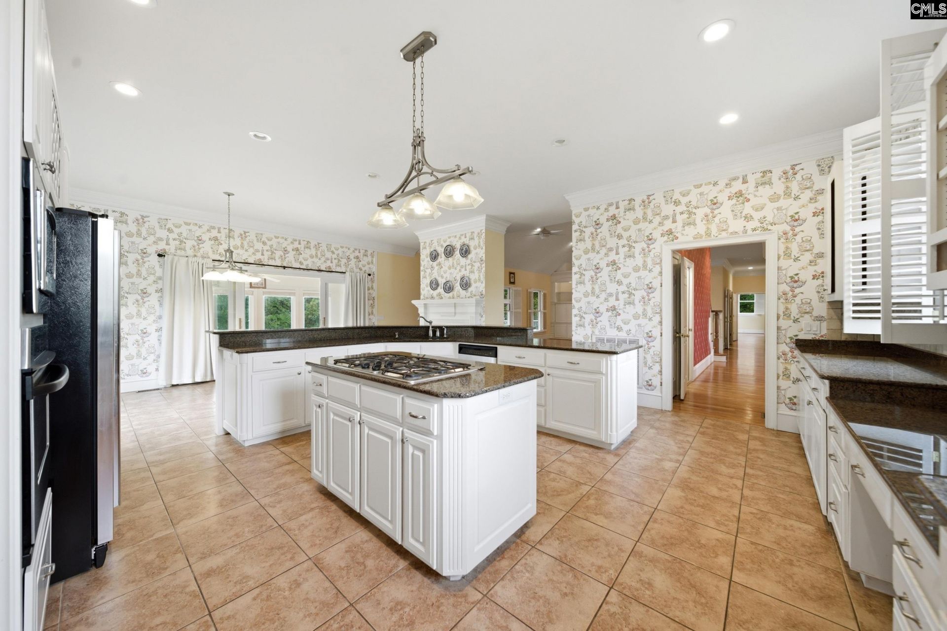 344 Kenwood Drive  Photo 22