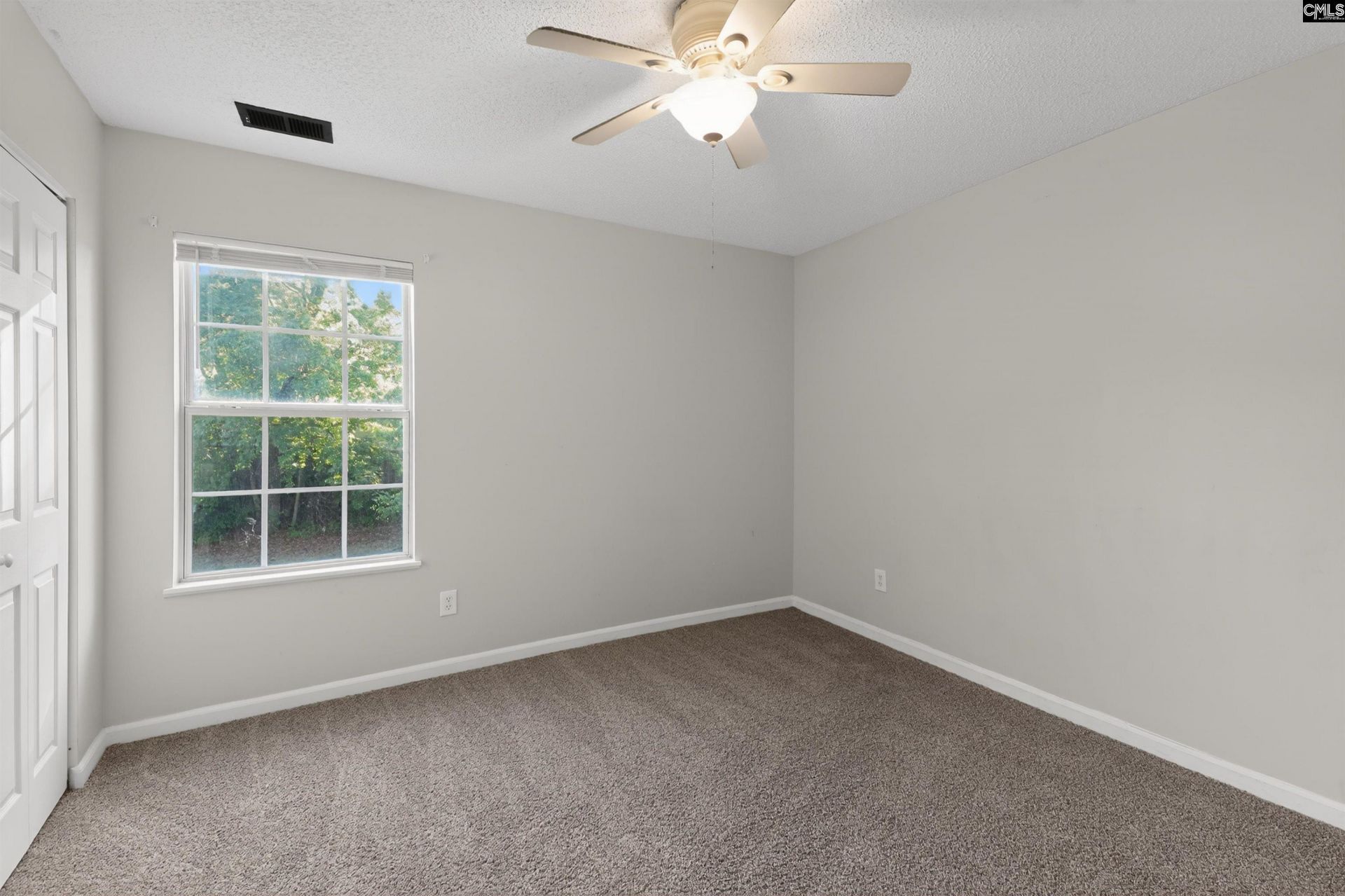100 Cottage Lake Way  Photo 11