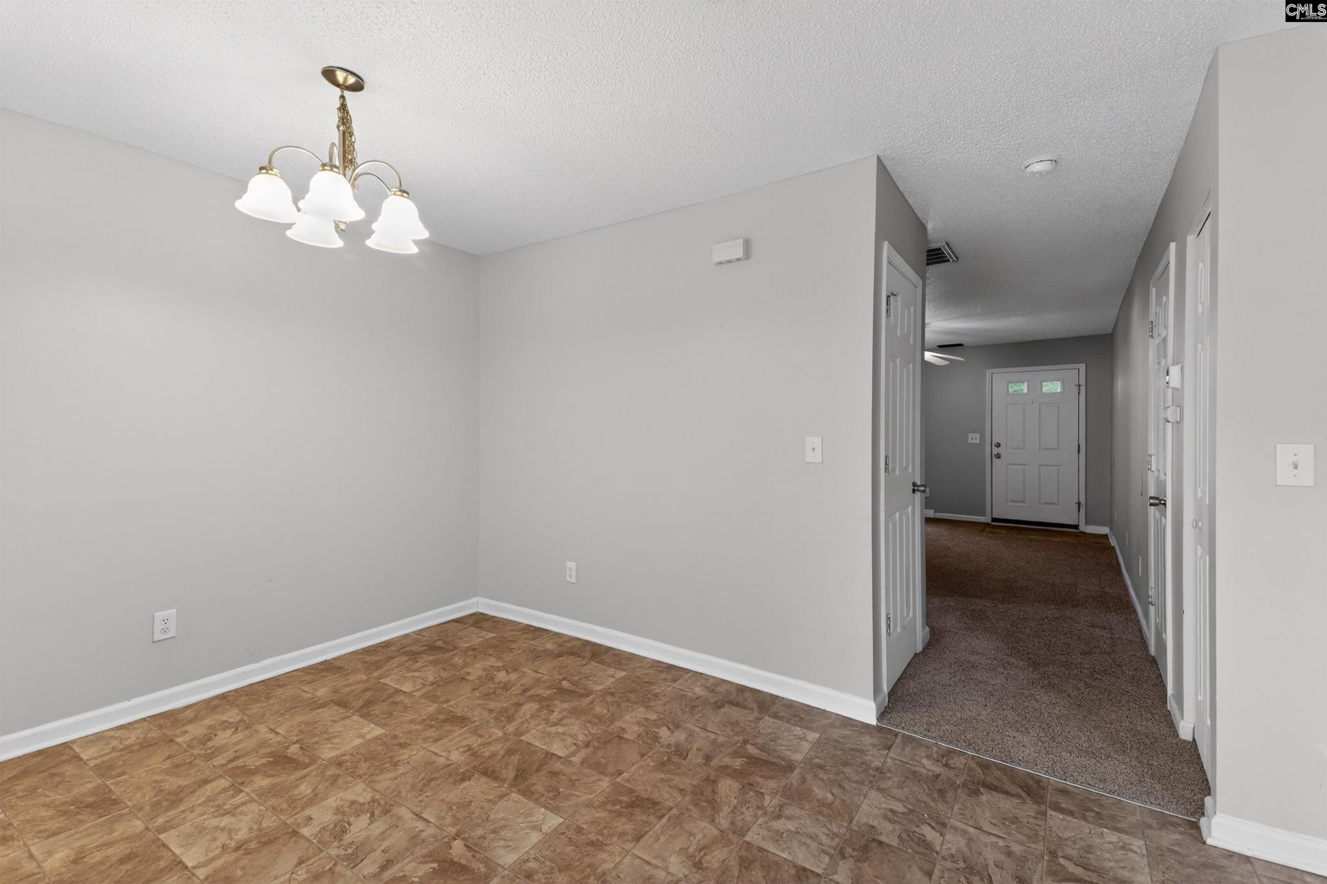 100 Cottage Lake Way  Photo 12