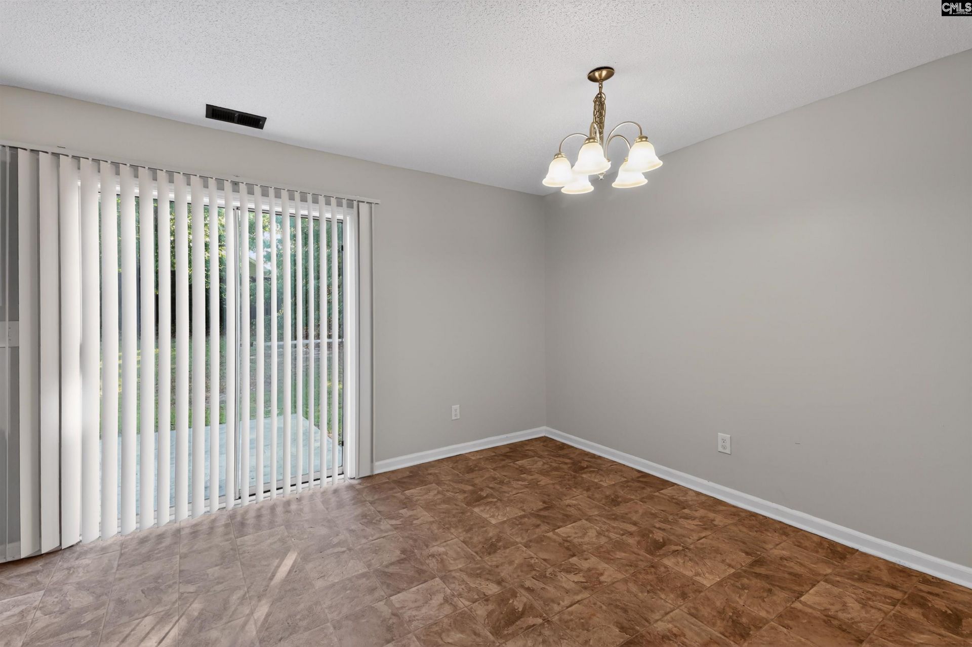 100 Cottage Lake Way  Photo 7