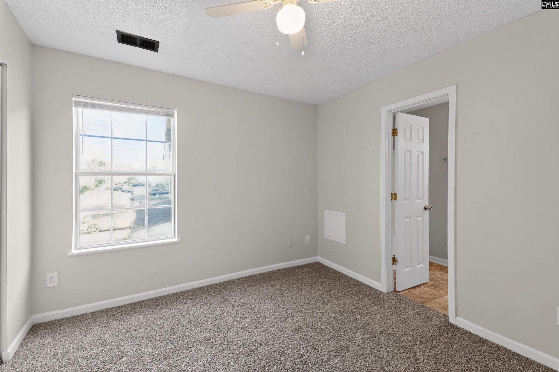 100 Cottage Lake Way  Photo 9
