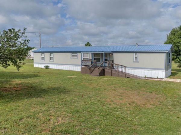 1040 County Street 2977 , Blanchard, OK 73010