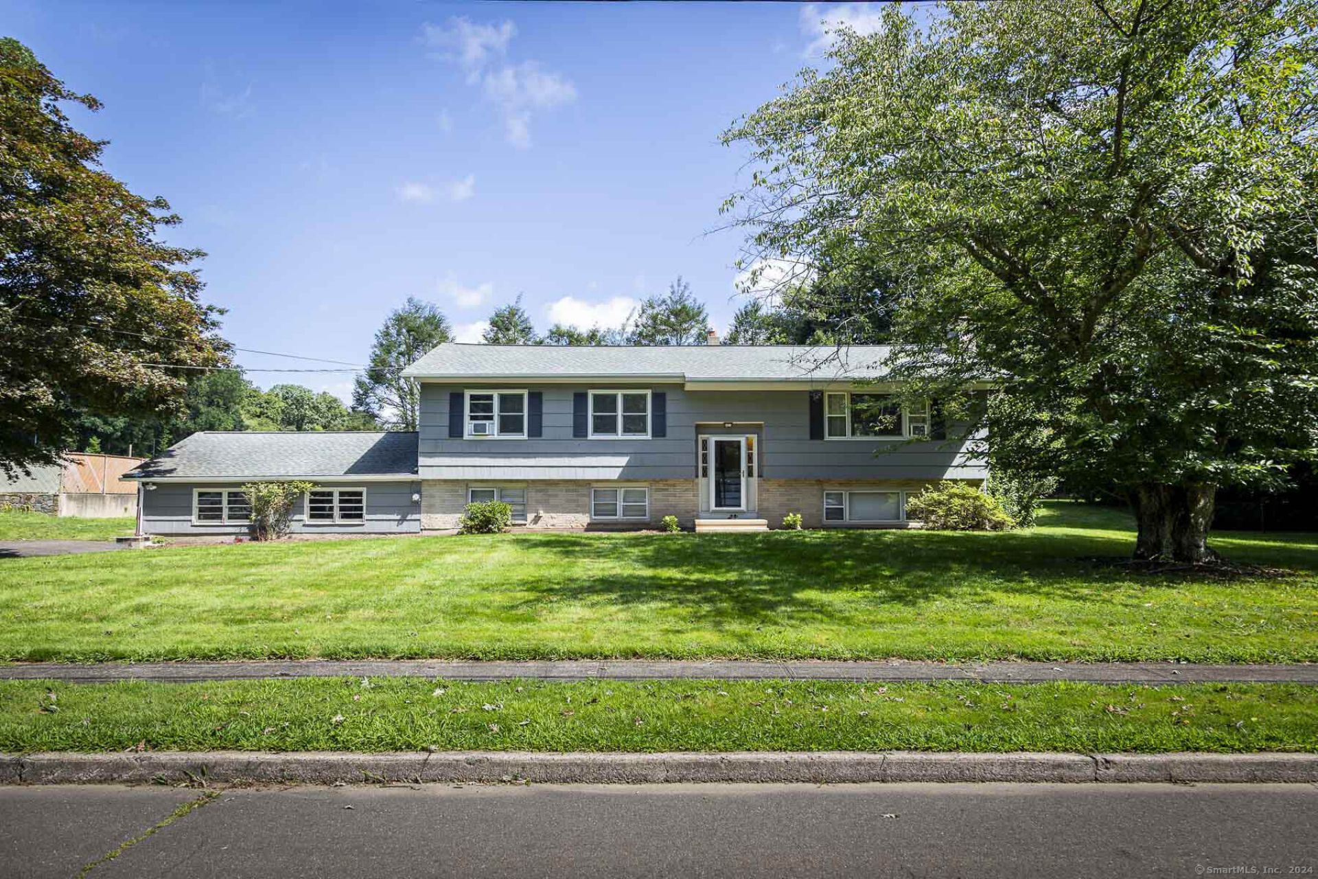 73 Paschal, Milford, CT 06461 Main Photo