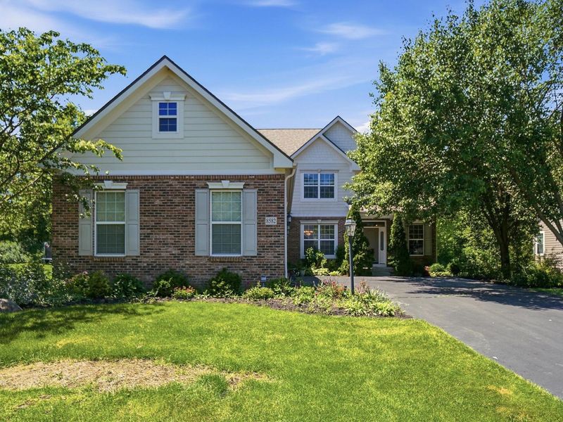 8582 Maple Leaf Court, Powell, OH 43065 Photo 2