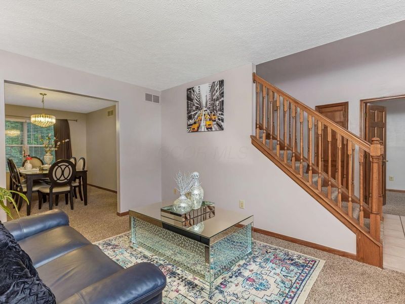542 Bristol Drive SW, Reynoldsburg, OH 43068 Photo 12