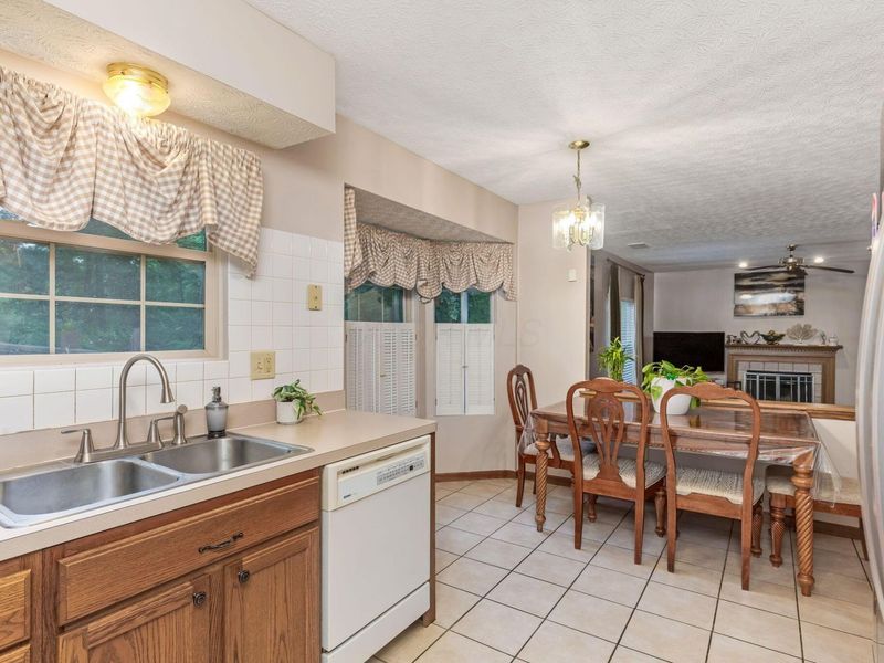 542 Bristol Drive SW, Reynoldsburg, OH 43068 Photo 21