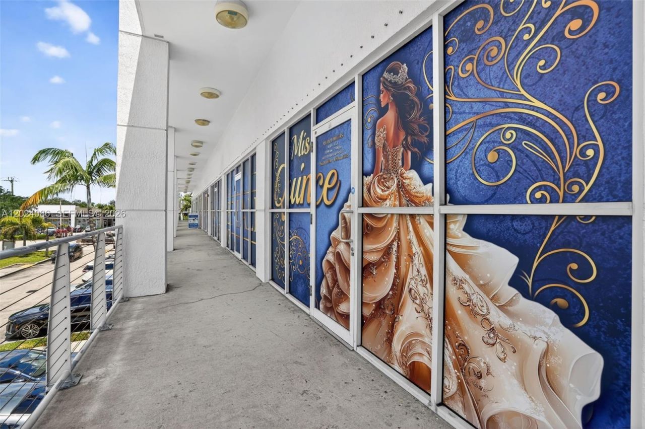 Established Banquet Hall In Cutler Bay , Cutler Bay, FL 33157 Photo