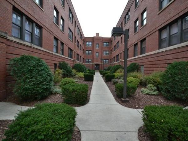 5742 N Winthrop Avenue , Unit 308, Chicago, IL 60660
