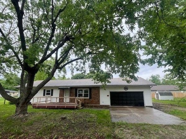 125 N Church Street , Ludlow, IL 60949