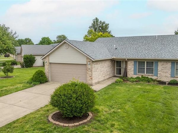 121 Warner Drive, Englewood, OH 45322