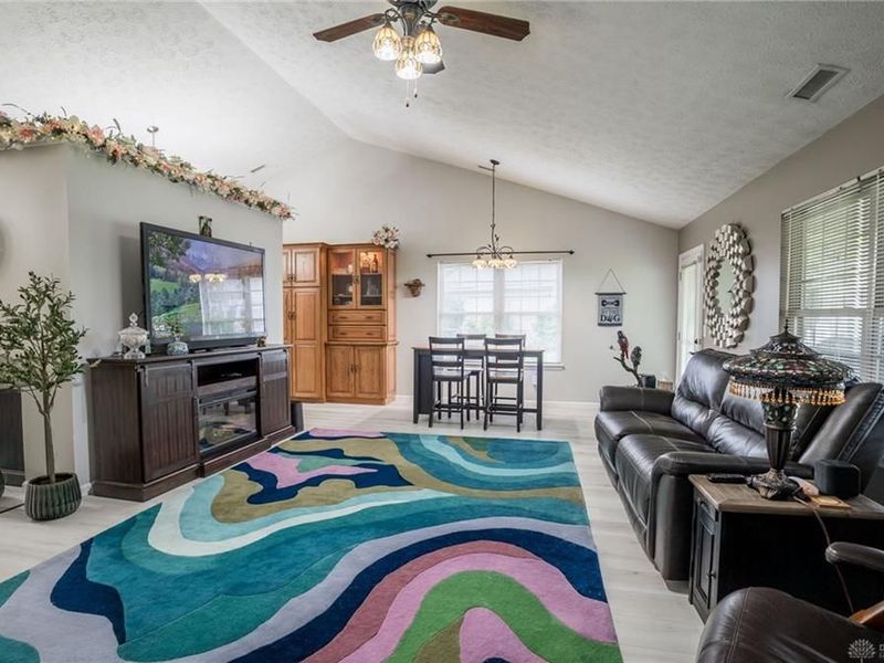 121 Warner Drive, Englewood, OH 45322 Photo 6