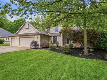 2375 Worthington Drive, Troy, OH 45373