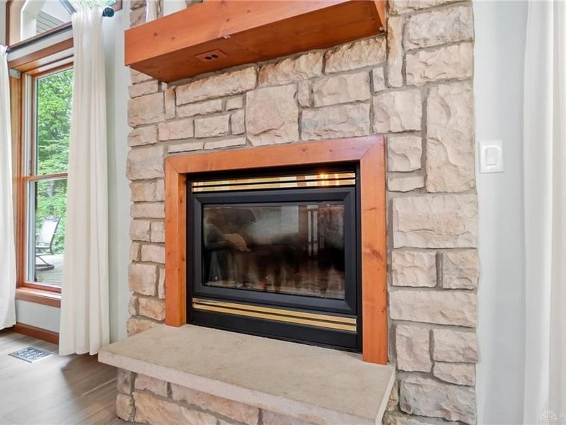 2375 Worthington Drive, Troy, OH 45373 Photo 8