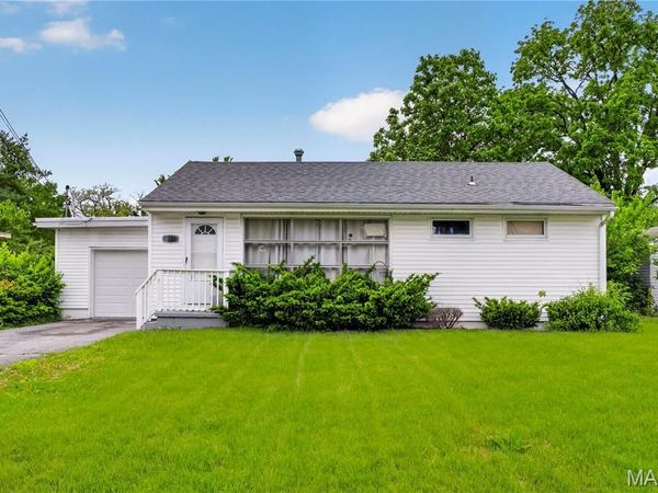 109 Cascade Drive, Belleville, IL 62223