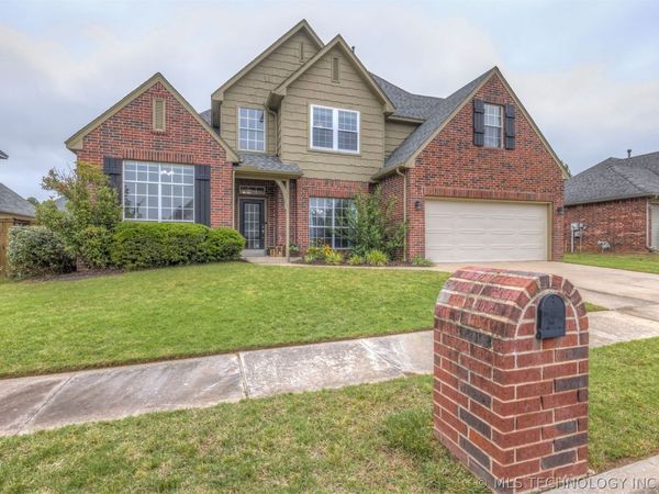 4109 S Redwood Avenue , Broken Arrow, OK 74011