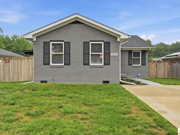 2583 Vonoa Drive , Radcliff, KY 40160