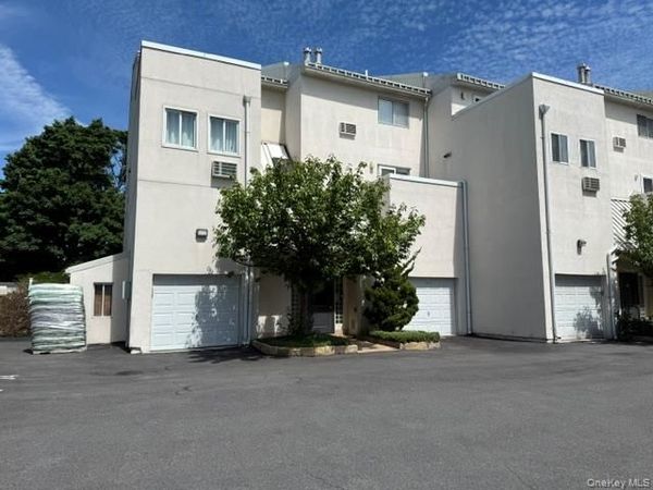 2730 Schurz Avenue , Unit J2, Bronx, NY 10465