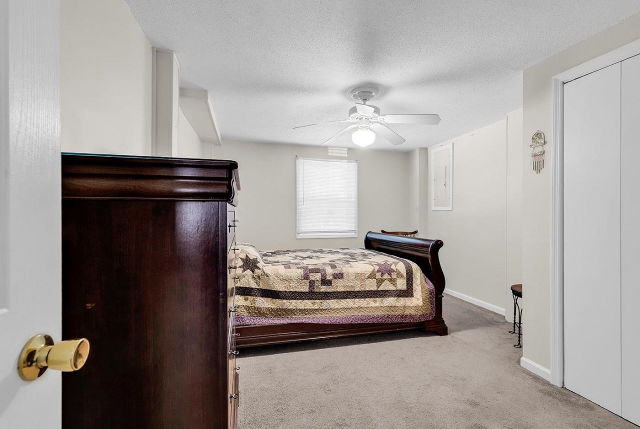 726 Juniper Dr.  Photo 13