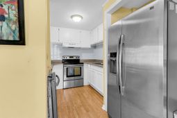726 Juniper Dr.  photo 4