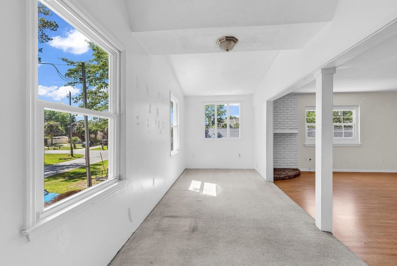 726 Juniper Dr.  Photo 33