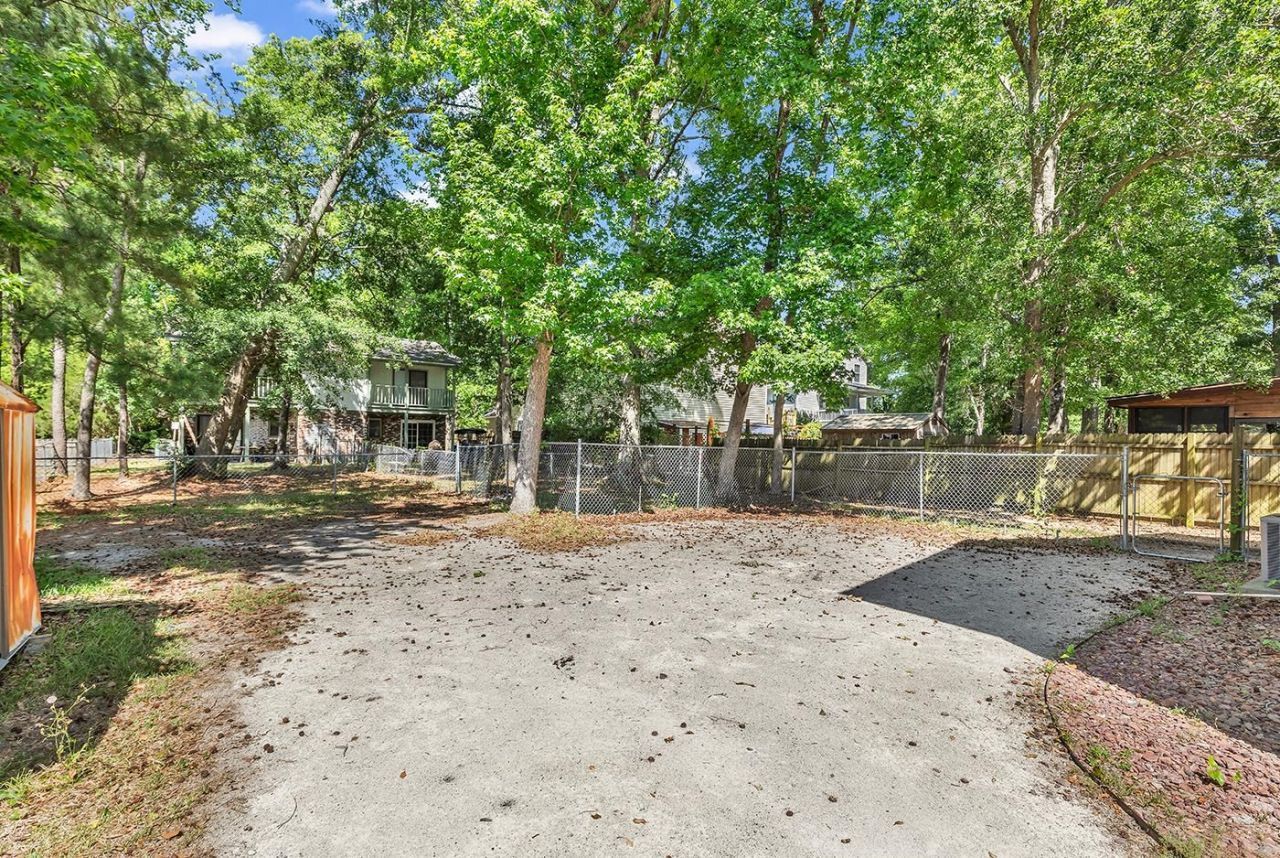 726 Juniper Dr.  Photo 37