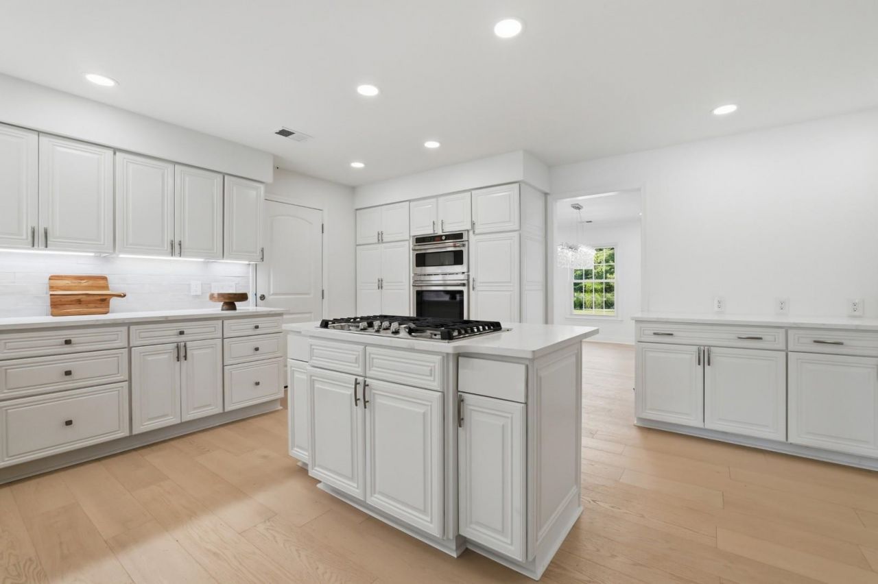 9404 Cove Dr. Photo 13