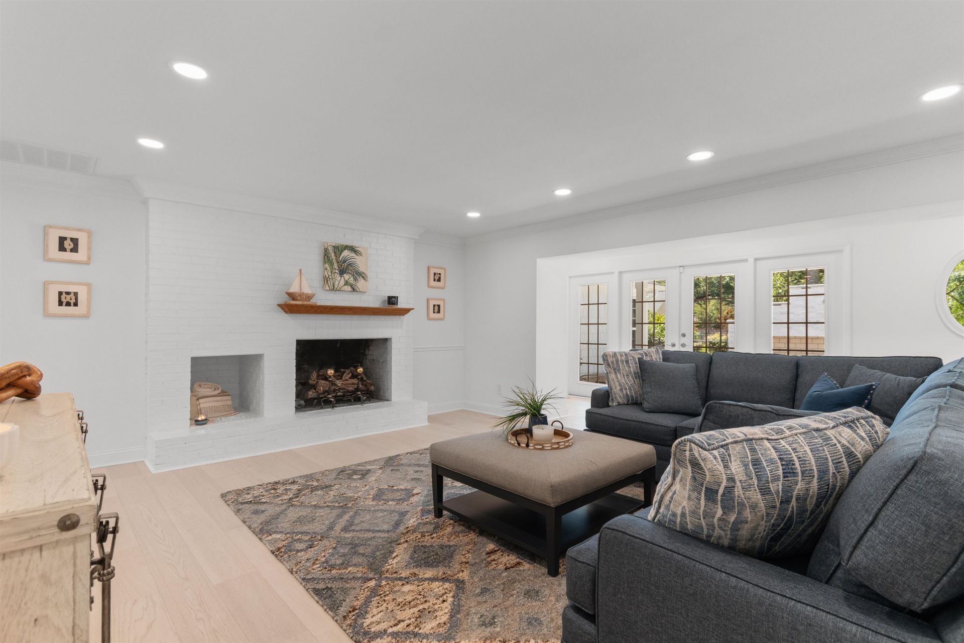 9404 Cove Dr. Photo 22