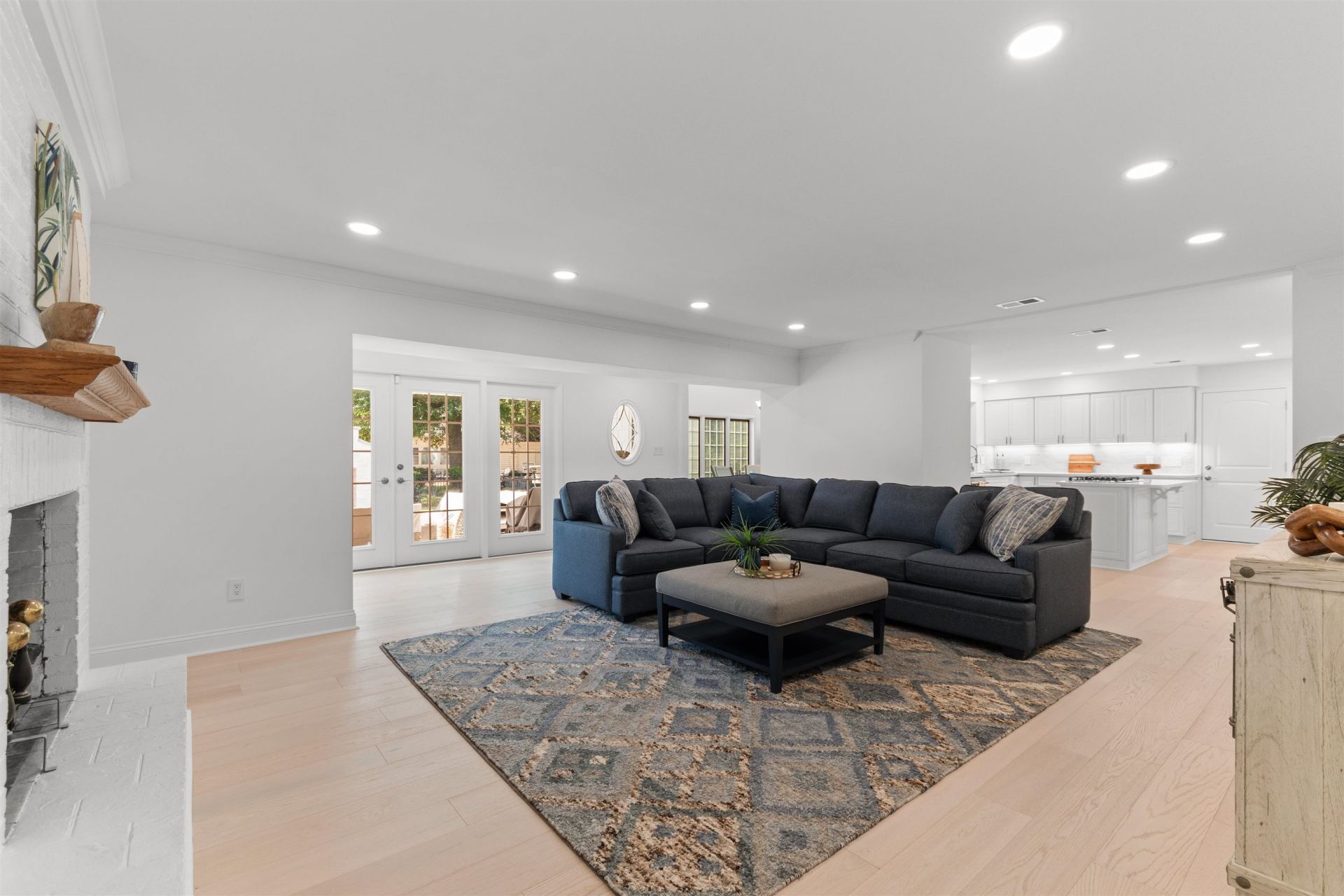 9404 Cove Dr. Photo 23