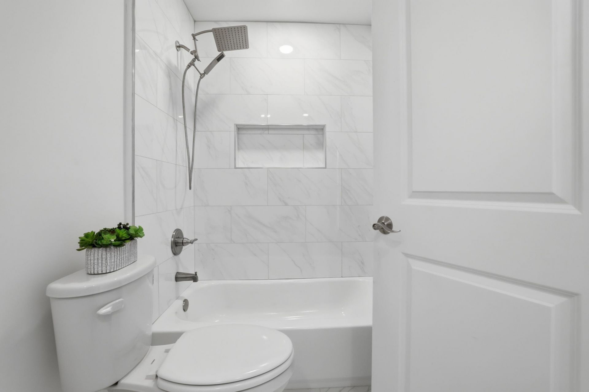 9404 Cove Dr. Photo 31