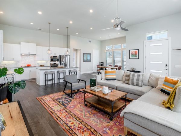 6025 Seville DR, Austin, TX 78724