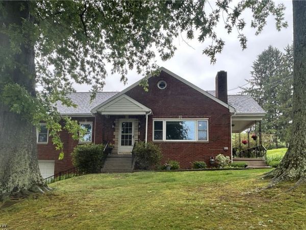 105 Rand Avenue , St Clairsville, OH 43950