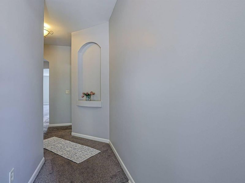 265 Skyview Court, Ludlow, KY 41016 Photo 2
