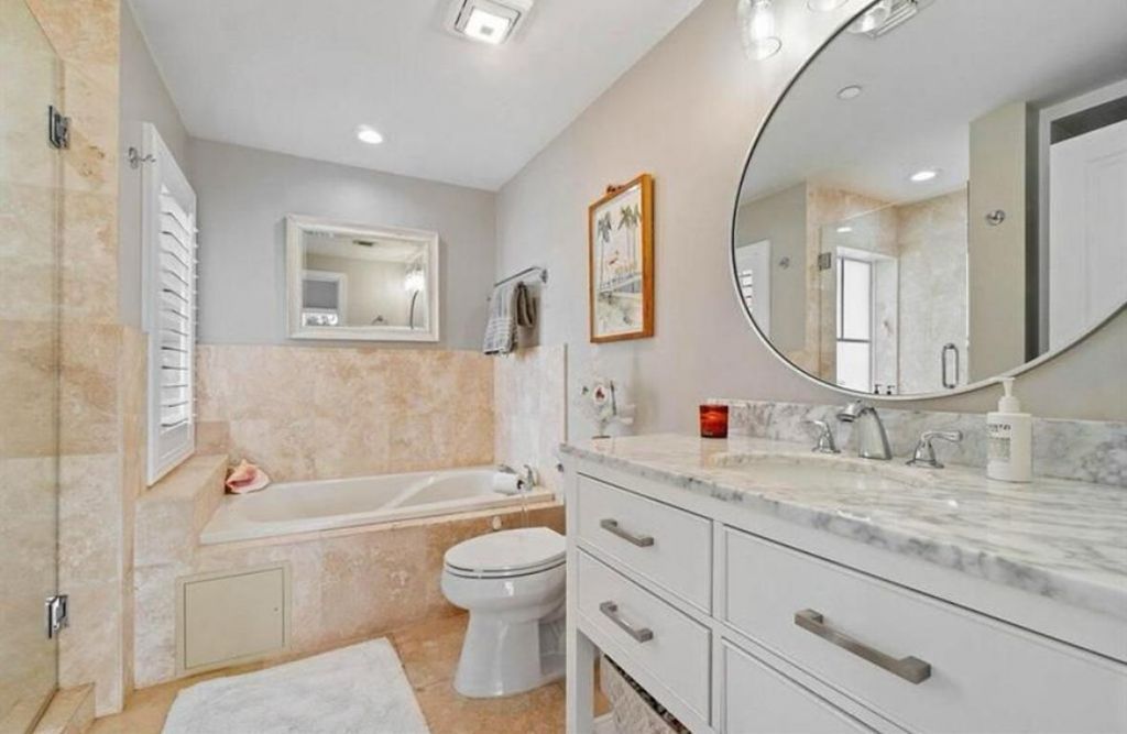 1931 NE 2nd Street, Unit 305, Deerfield Beach, FL 33441 Photo
