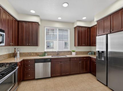 413 17th St, Sacramento, CA 95811 Photo