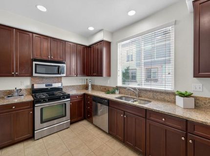 413 17th St, Sacramento, CA 95811 Photo