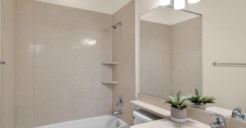 413 17th St, Sacramento, CA 95811 Photo