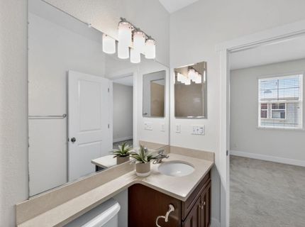 413 17th St, Sacramento, CA 95811 Photo