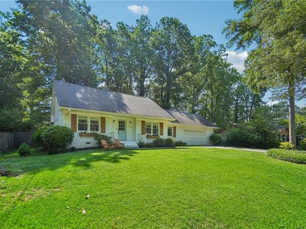 1691 Sterling Trail SW, Marietta, GA 30008