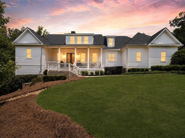 224 Goss Lane , Ball Ground, GA 30107