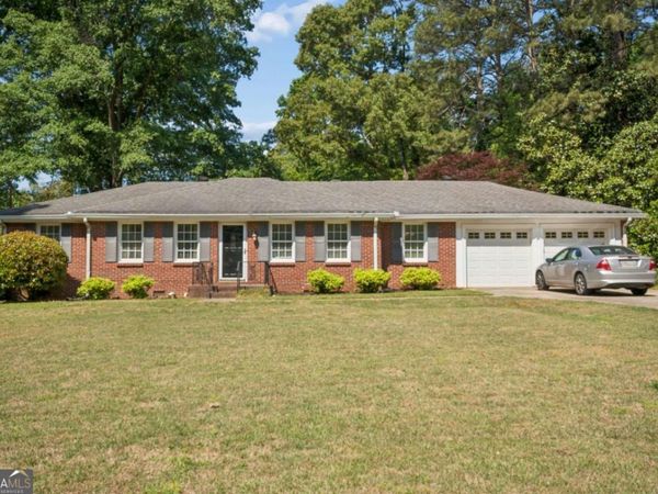 240 Gilbert Road, Fayetteville, GA 30214