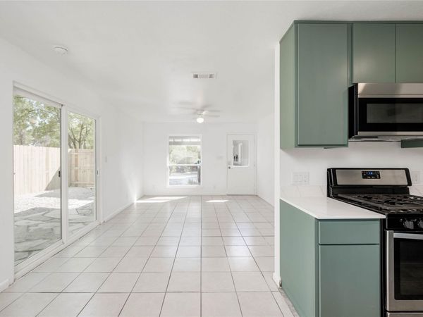 3304 Dolphin CV, Unit A, Austin, TX 78704