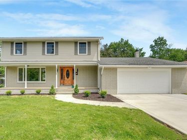 33065 Arlesford Drive, Solon, OH 44139