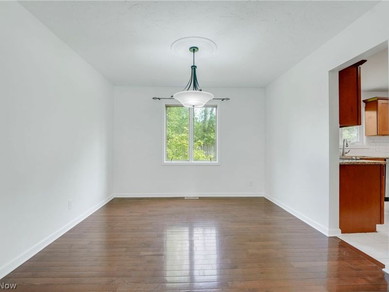 33065 Arlesford Drive, Solon, OH 44139 Photo 7