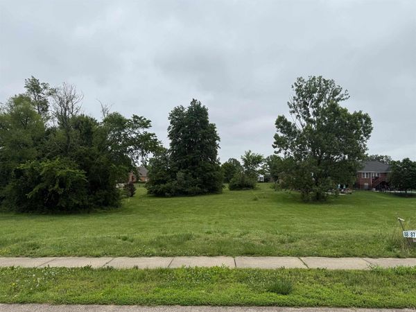 356 Persimmon Circle, Boonville, IN 47601