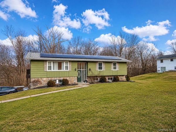 47 Mountain View Drive, Pleasant Valley, NY 12569