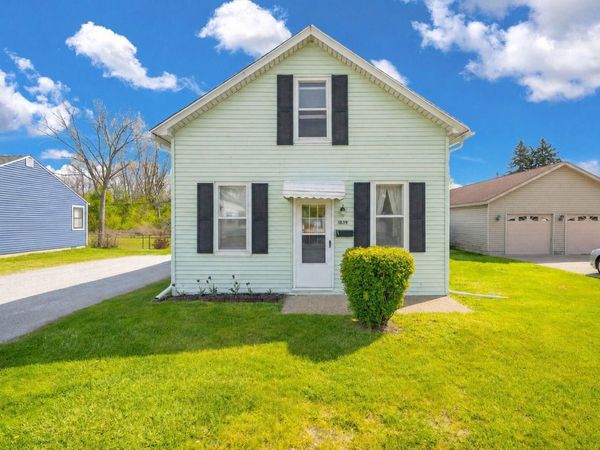 1839 Water Street, Port Huron, MI 48060